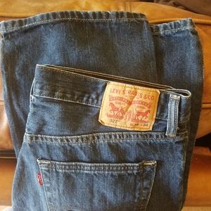 Levi mens jeans
